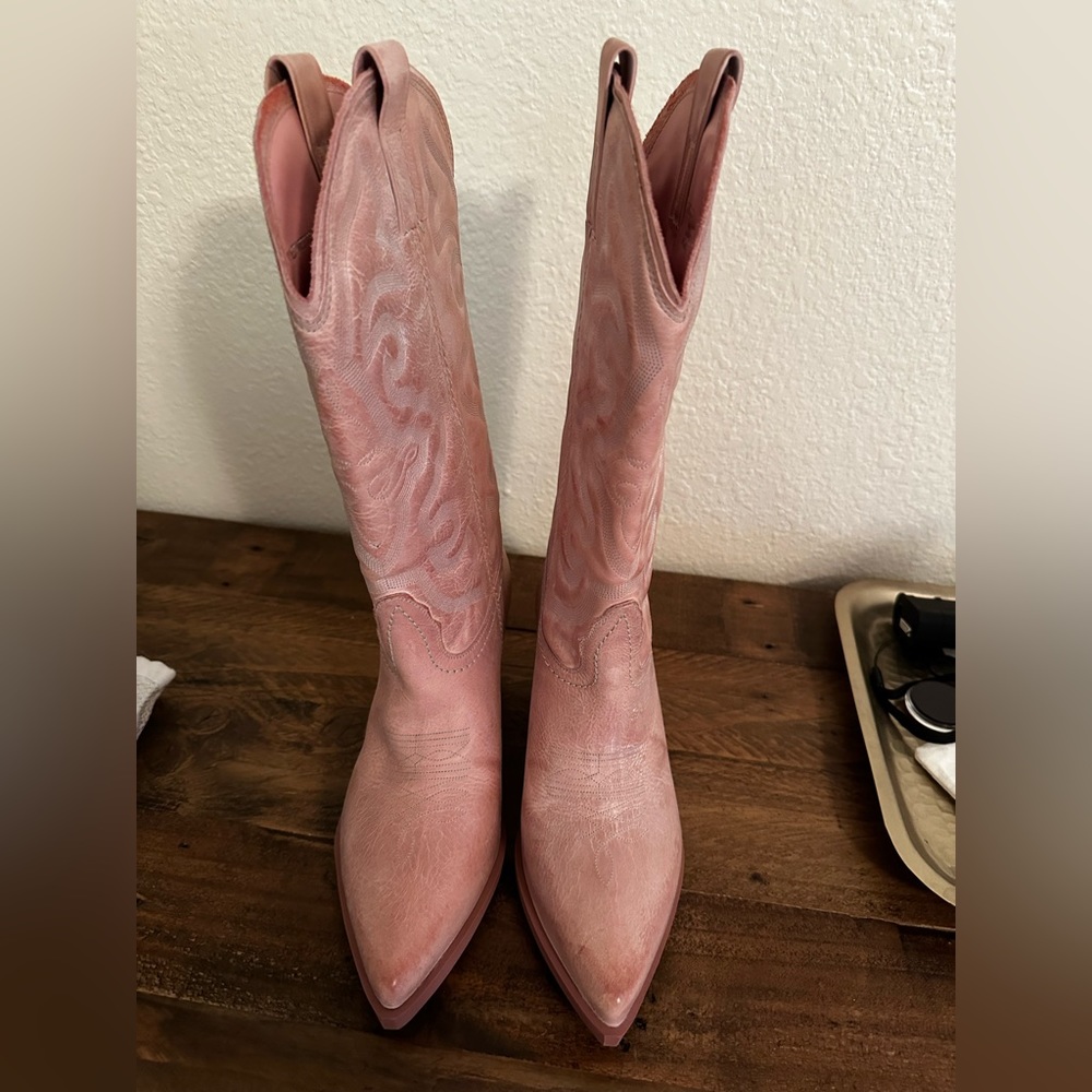 Steve Madden Pink Leather Cowboy Boots Size 7 - Brand New Never Worn